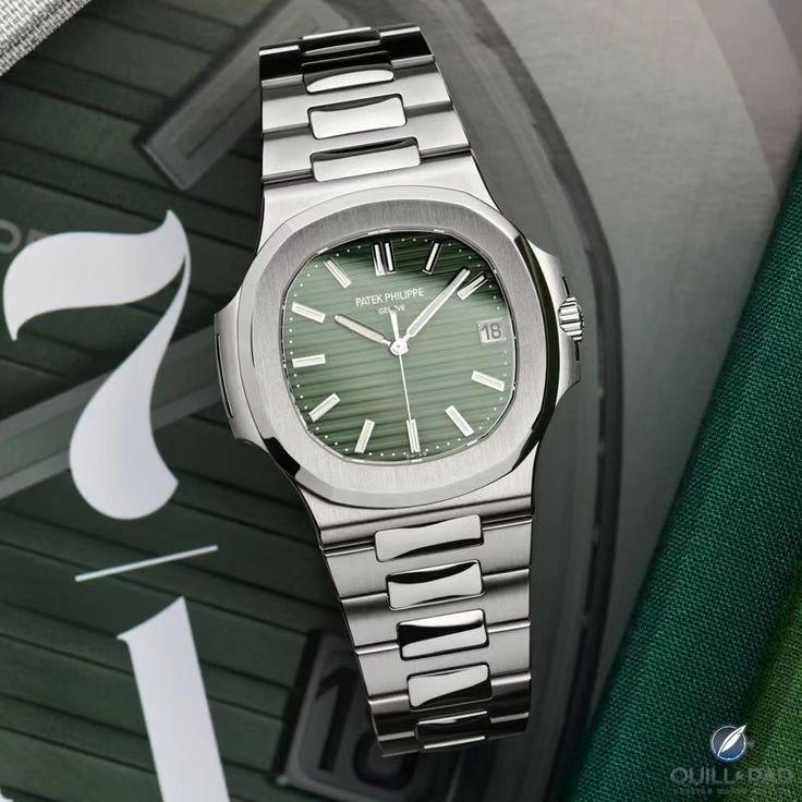 Patek Philippe Genève – Green Dial Edition