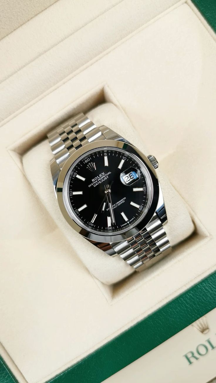 Rolex Datejust 36 – Black Dial
