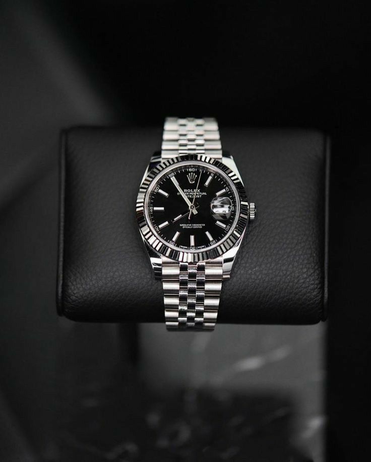 Rolex Datejust 36 – Black Dial