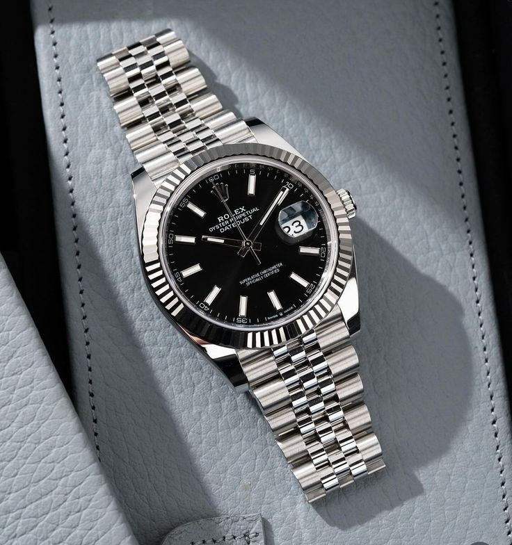 Rolex Datejust 36 – Black Dial