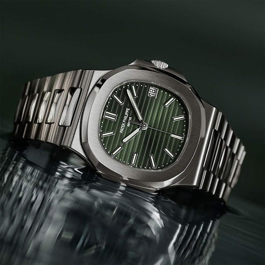 Patek Philippe Genève – Green Dial Edition